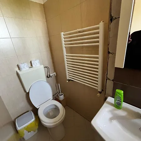 Apartman M *