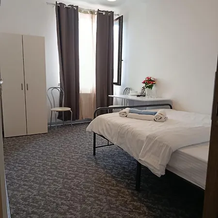 M Apartment *